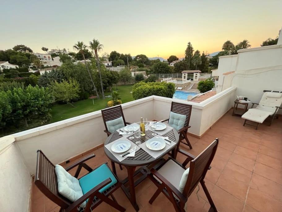 Duplex In Residential Complex With Pool